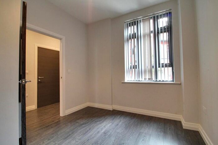 2 Bedroom Apartment To Rent In Lion Court, Warstone Lane, Jewellery Quarter, B18