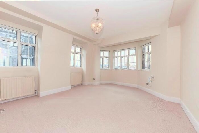 2 Bedroom Flat To Rent In Sloane Street, London, SW1X