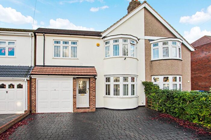 4 Bedroom Semi-Detached House For Sale In Westbrooke Road, Sidcup, DA15