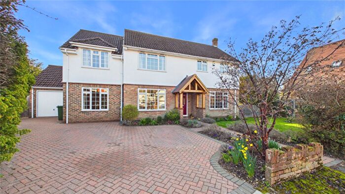 4 Bedroom Detached House For Sale In Horsell, Surrey, GU21
