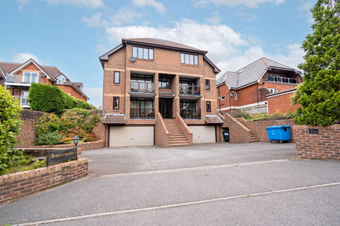 2 Bedroom Flat To Rent In A Belle Vue Road, Poole, BH14