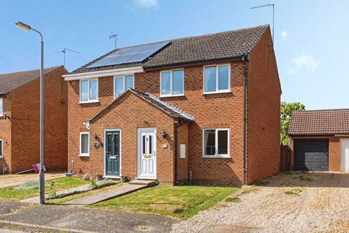 2 Bedroom Semi Detached House For Sale In Isle Bridge Road, Outwell, Wisbech, PE14