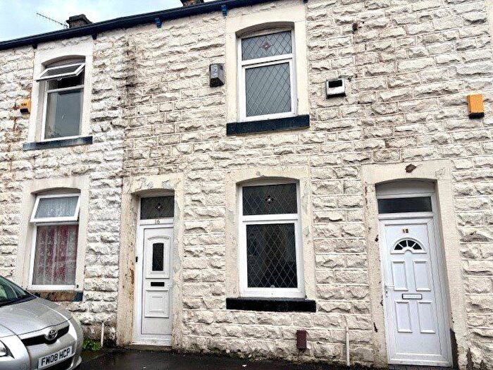 2 Bedroom Terraced House For Sale In Green Street, Burnley, Lancashire, BB10