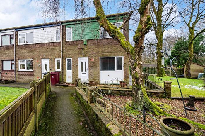 3 Bedroom End Of Terrace House For Sale In Pendle Court, Bolton, BL1