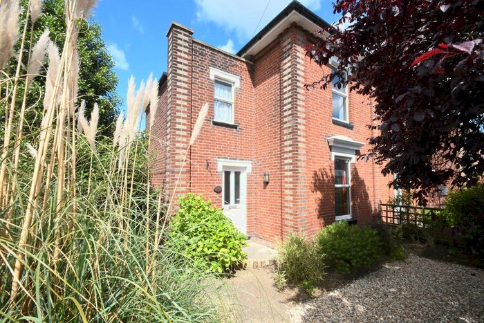 2 Bedroom Semi-Detached House To Rent In Cauldwell Hall Road, Ipswich, IP4