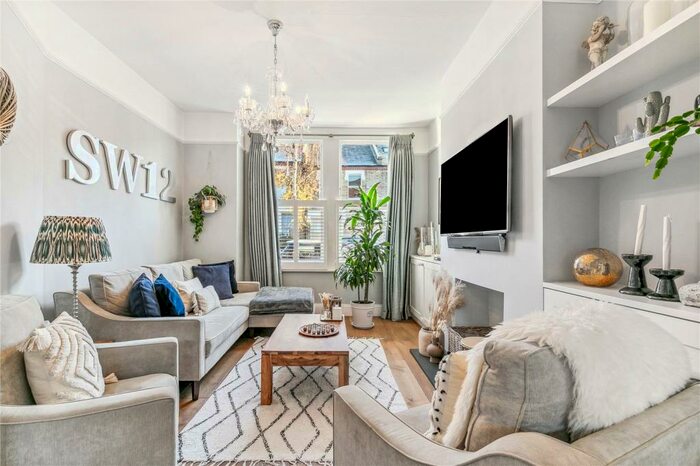 4 Bedroom Terraced House To Rent In Blandfield Road, SW12