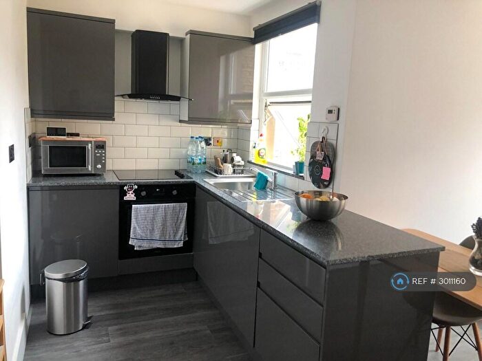 1 Bedroom Flat To Rent In Clonmell Road, London, N17