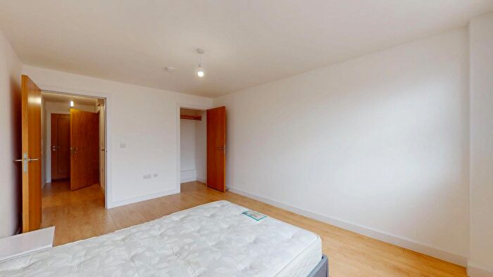 1 Bedroom Flat To Rent In Trundleys Road, London, SE8