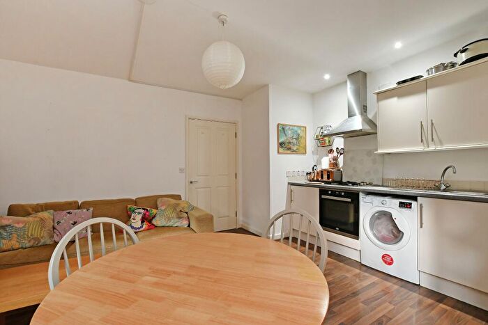 1 Bedroom Flat To Rent In Cutlery Works, Lambert Street, Sheffield, S3