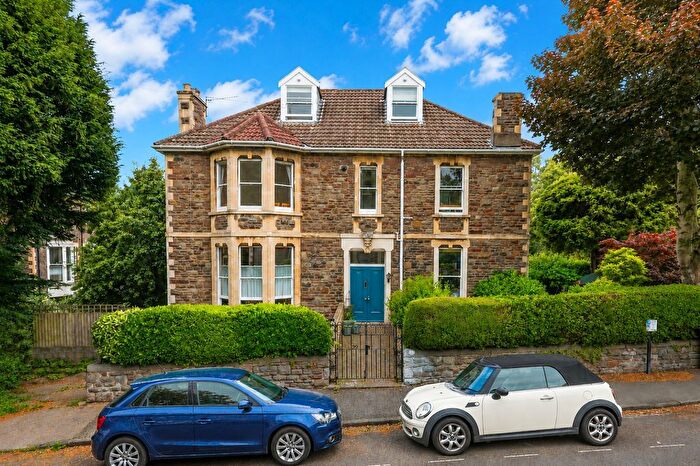 1 Bedroom Flat For Sale In Redland Grove, Redland, Bristol, BS6