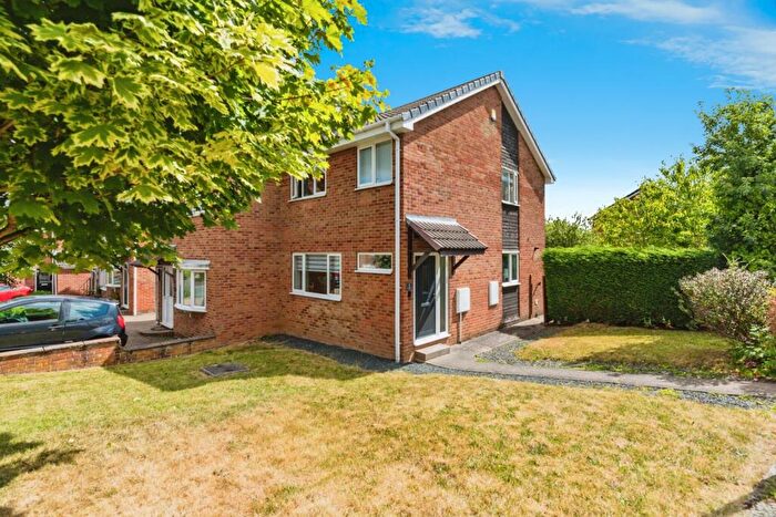 3 Bedroom Semi-Detached House For Sale In Chamberlain Court, Sheffield, South Yorkshire, S35