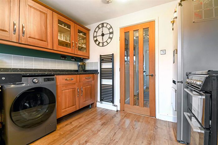 3 Bedroom Terraced House For Sale In Ranby Road, Scunthorpe, DN17