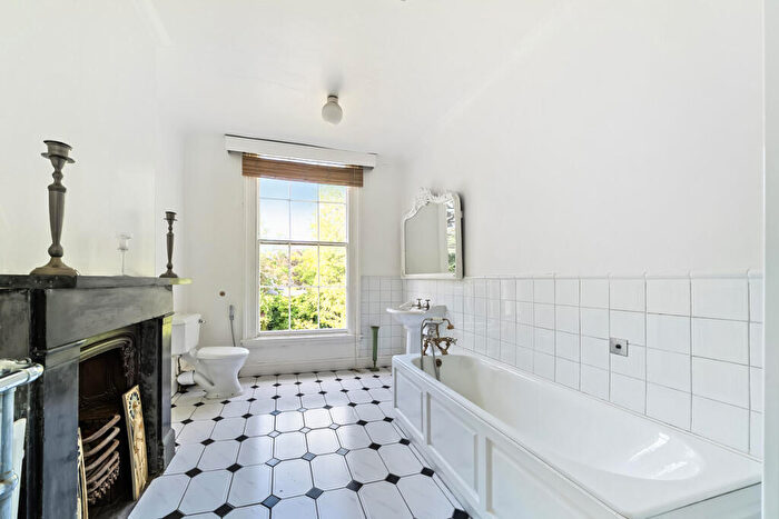 7 Bedroom Detached House For Sale In Wellington Road, Birmingham, B15