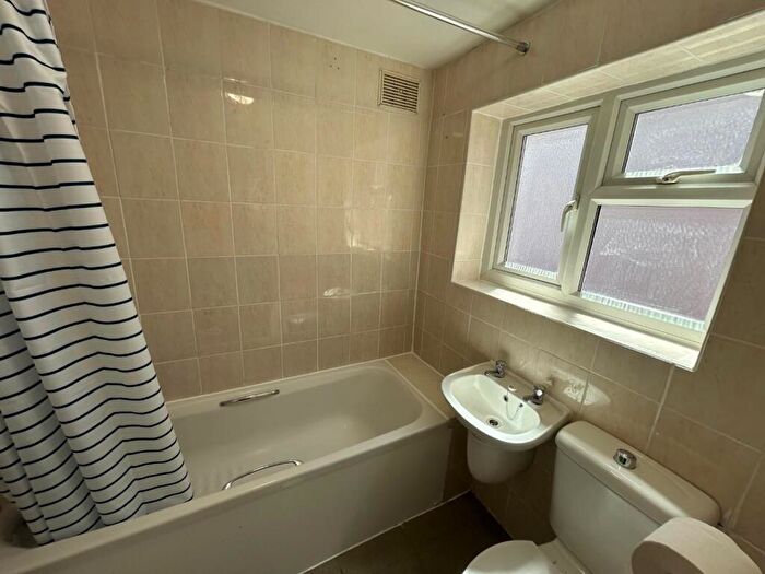 2 Bedroom Terraced House To Rent In Widdrington Road, Coventry, CV1