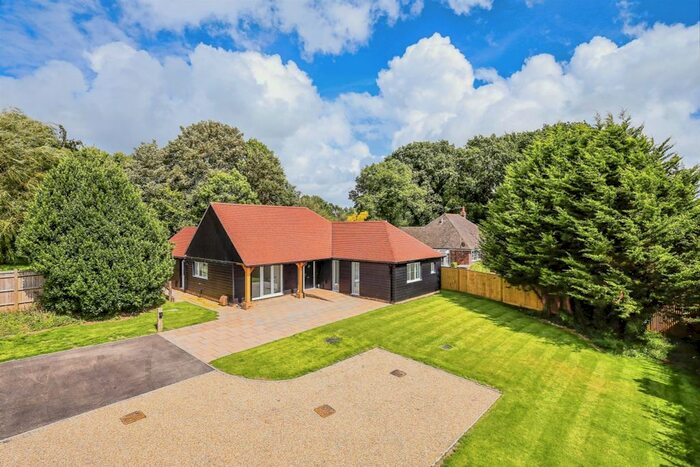 4 Bedroom Detached Bungalow For Sale In Amberstone, Hailsham, BN27