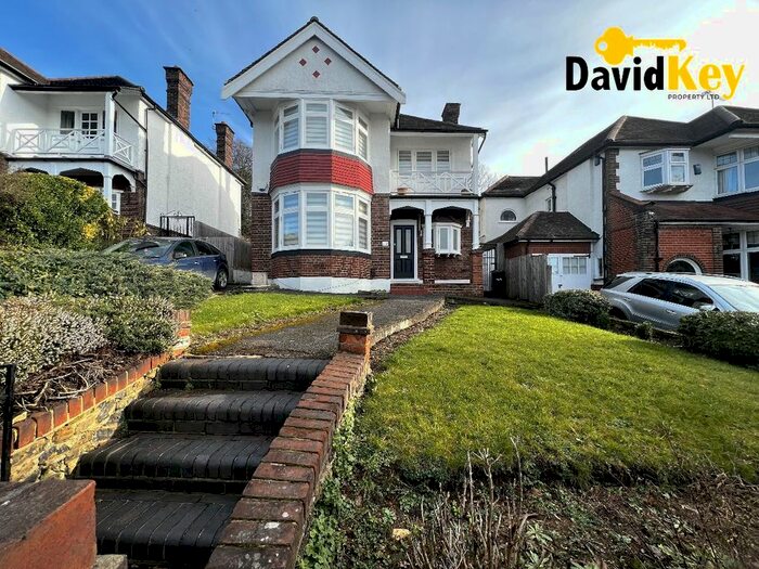 4 Bedroom Detached House To Rent In Old Park Ridings, London, N21