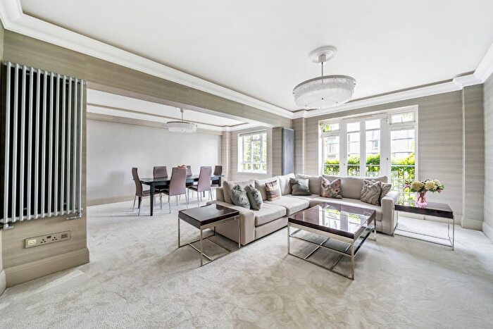 2 Bedroom Flat To Rent In Westminster Gardens, Marsham Street, Westminster, London, SW1P