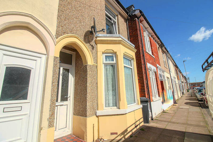 3 Bedroom Terraced House To Rent In Wilson Road, Portsmouth, PO2