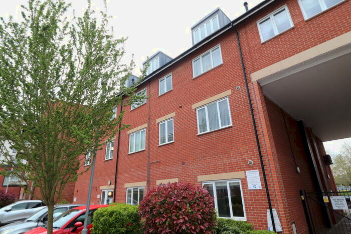 1 Bedroom Apartment To Rent In Brentwood High Street, CM15