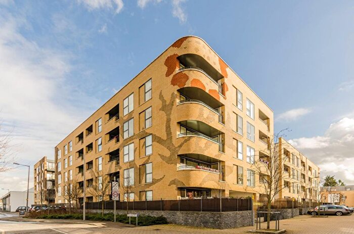 2 Bedroom Flat To Rent In Altius Court, Highams Park, London, E4