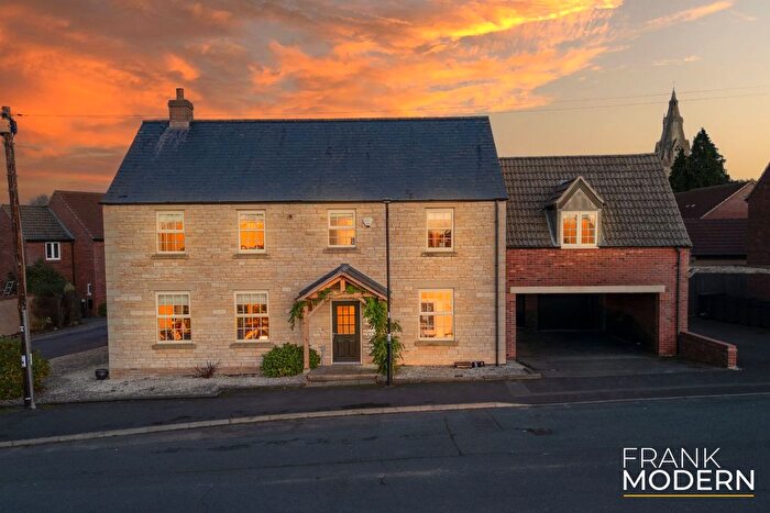 4 Bedroom Detached House For Sale In Stamford Lane, Warmington, PE8