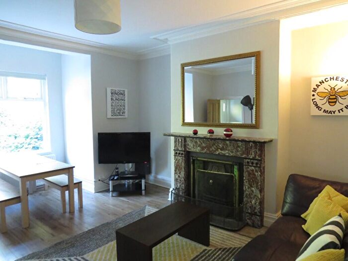 6 Bedroom End Of Terrace House To Rent In Albion Road, Manchester, Greater Manchester, M14