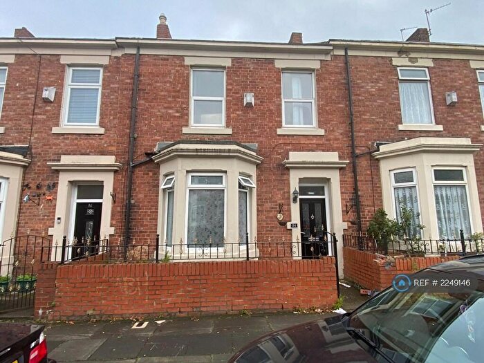 4 Bedroom Terraced House To Rent In Dilston Road, Newcastle Upon Tyne, NE4