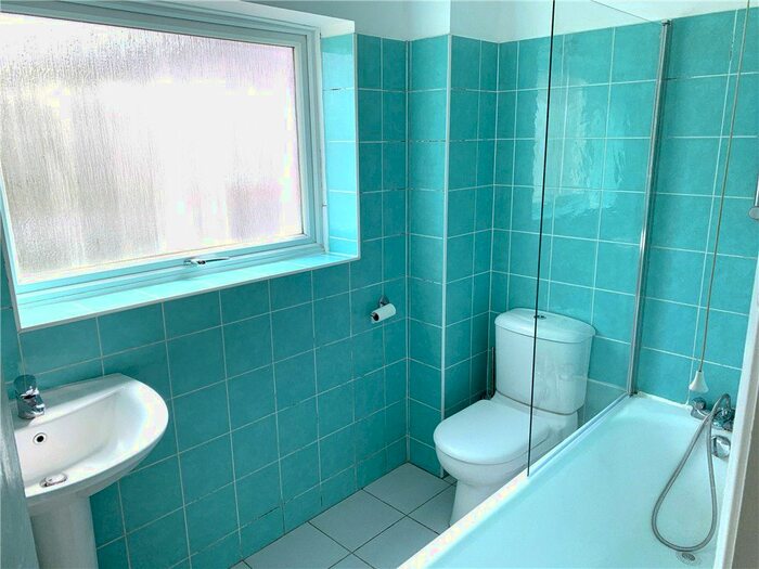 5 Bedroom Semi-Detached House To Rent In Guildford Park Avenue, Guildford, Surrey, GU2