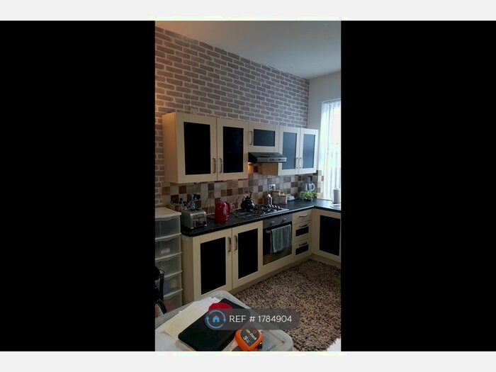 2 Bedroom Terraced House To Rent In Denstone Road, Nottingham, NG3
