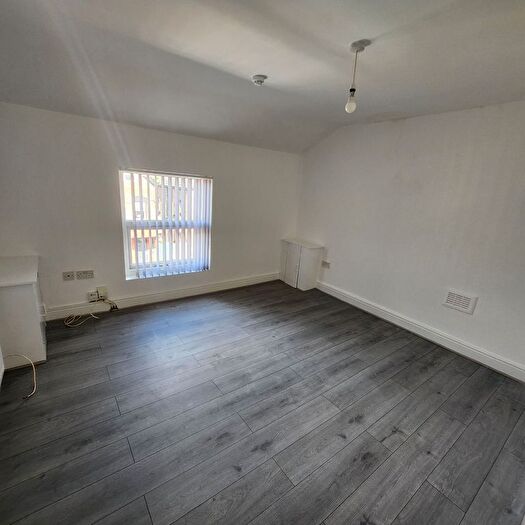 1 Bedroom Flat To Rent In Flat, Kremlin Drive, Liverpool, L13