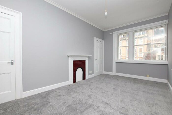 1 Bedroom Flat To Rent In Cleveland Place East, Bath, BA1