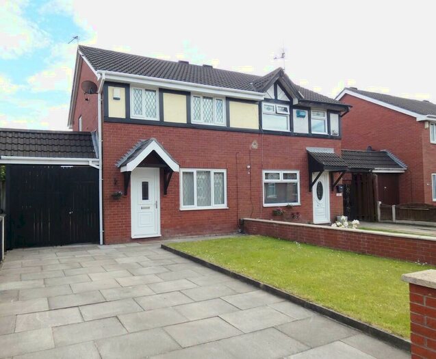 3 Bedroom Semi-Detached House To Rent In Ripon Street, Preston, PR1