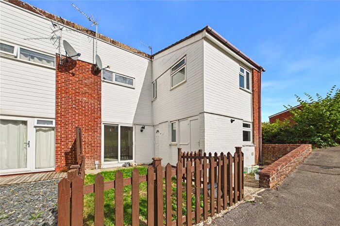 3 Bedroom End Of Terrace House To Rent In Orkney Close, Basingstoke, Hampshire, RG24