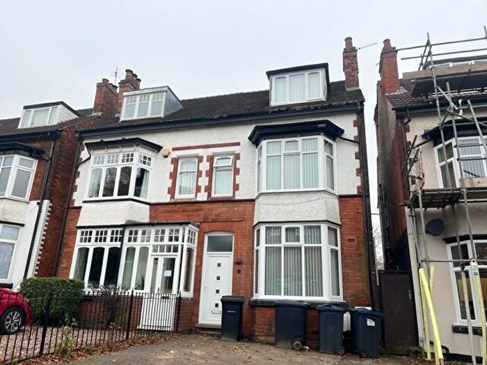 5 Bedroom House To Rent In Alcester Road South, Birmingham, B14