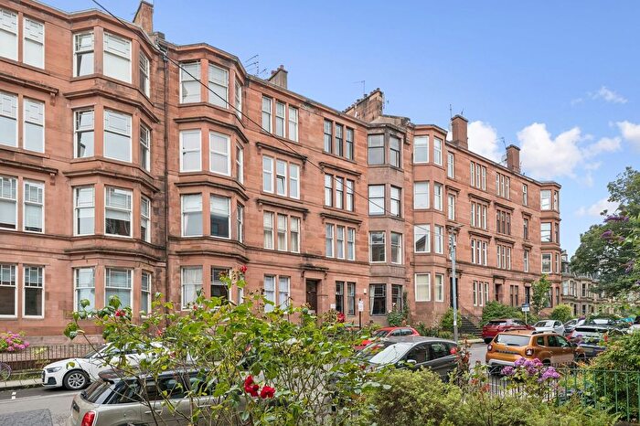3 Bedroom Flat For Sale In Cranworth Street, Flat /, Hillhead, Glasgow, G12