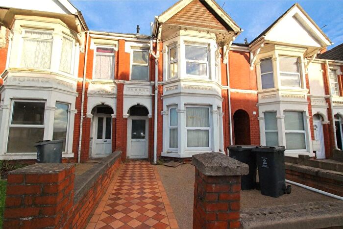 1 Bedroom Apartment To Rent In County Road, Swindon, Wiltshire, SN1