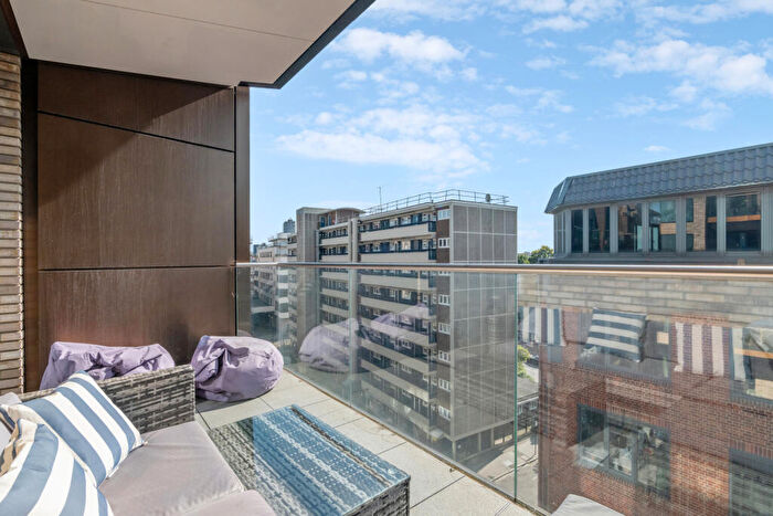 1 Bedroom Flat To Rent In Macclesfield Road, Clerkenwell, EC1V