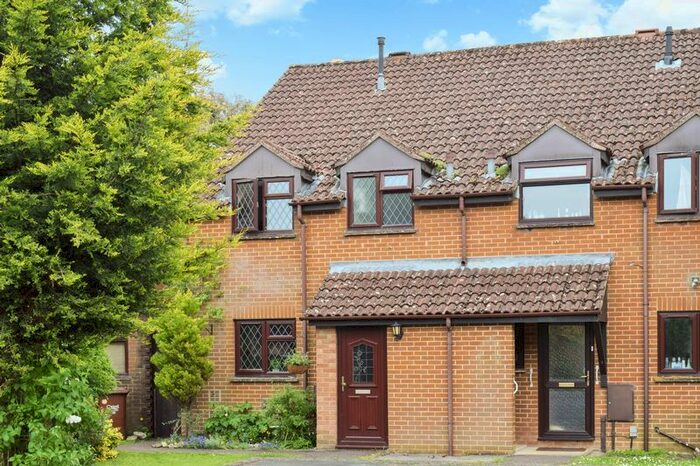 3 Bedroom End Of Terrace House To Rent In Osborne Close, Kidlington, OX5