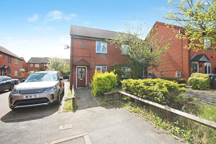 2 Bedroom Semi Detached House For Sale In Horsepool Hollow, Leamington Spa, Warwickshire, CV31