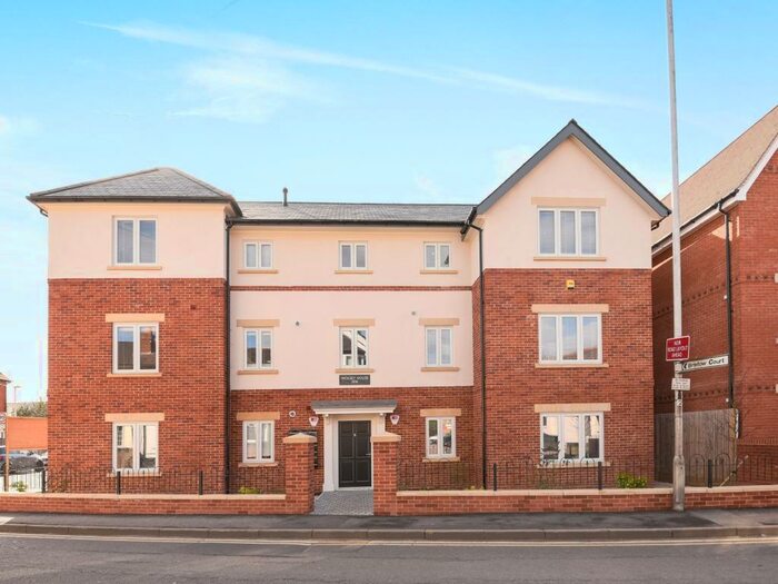 2 Bedroom Apartment To Rent In Wolsey House, Gosbrook Road, Caversham, Reading, RG4