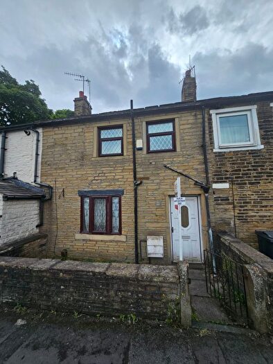 2 Bedroom Cottage To Rent In Clayton Road, Bradford, BD7
