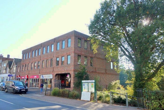 2 Bedroom Flat To Rent In South Road, Haywards Heath, RH16