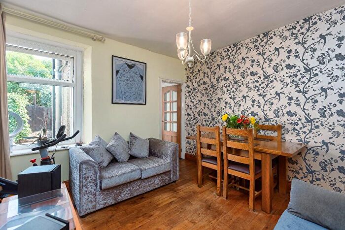 2 Bedroom Terraced House For Sale In Windermere Road, Lancaster, LA1