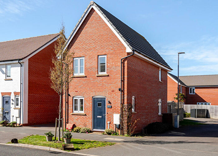 2 Bedroom Detached House For Sale In Bonaire Grange Newton Leys, Milton Keynes, MK3