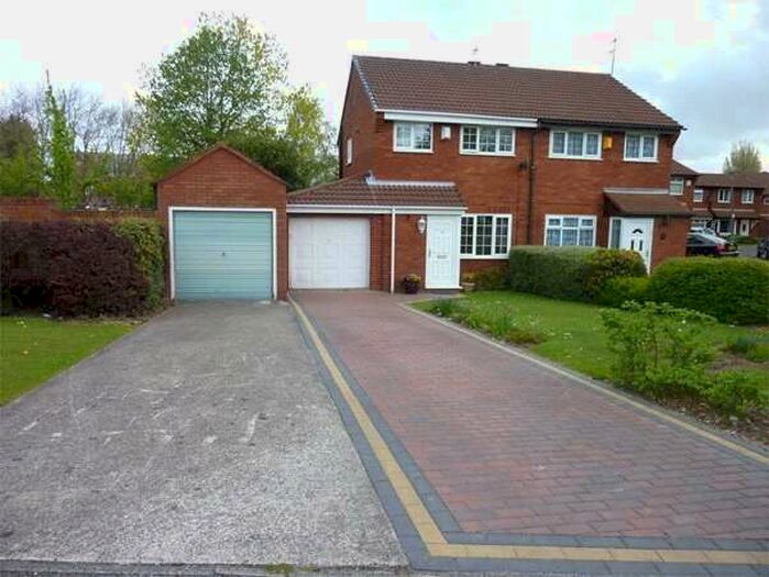 Semi Detached House To Rent In Grange Avenue, West Derby, Liverpool, L12