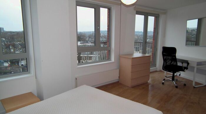 2 Bedroom Flat To Rent In Carronade Court, Vizion, - Energy Rating B, N7