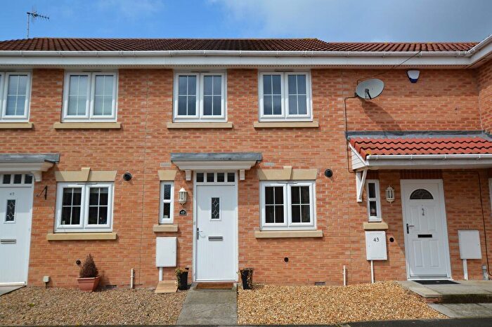 2 Bedroom House To Rent In Archdale Close, Chesterfield, S40