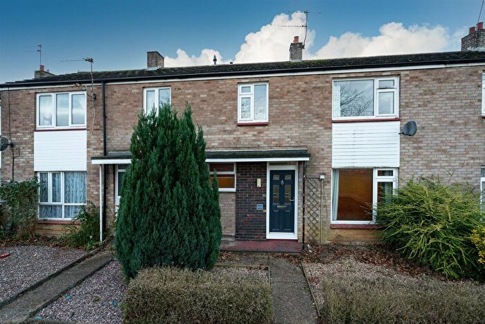 3 Bedroom Terraced House To Rent In Poynders Hill, Leverstock Green, Hertfordshire, HP2