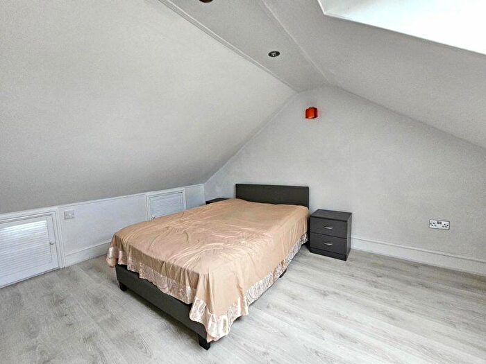 2 Bedroom Detached House To Rent In Frith Road, London, E11