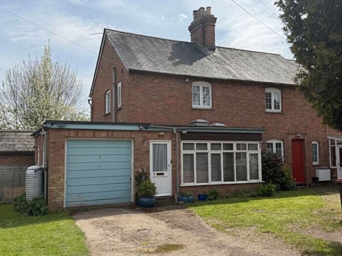 2 Bedroom Semi-Detached House For Sale In Spring Lane, Stagsden, MK43